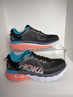 Hoka One One Arahi Stability Running Shoes; Women’s Size 7.5 B  #1016259